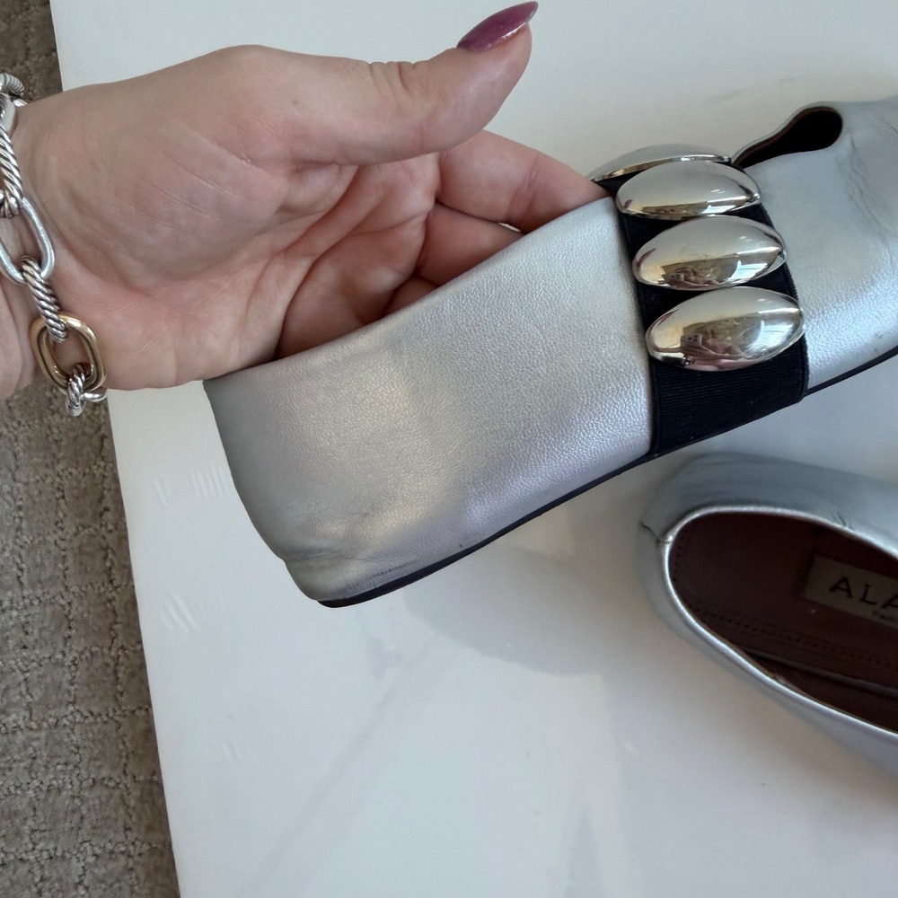 Alaïa Silver Leather Flats with Silver Bead Strap - Picture 5 of 15